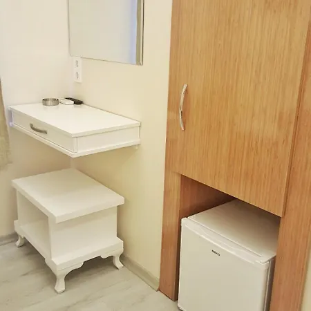 Liman Ξενοδοχείο 2*